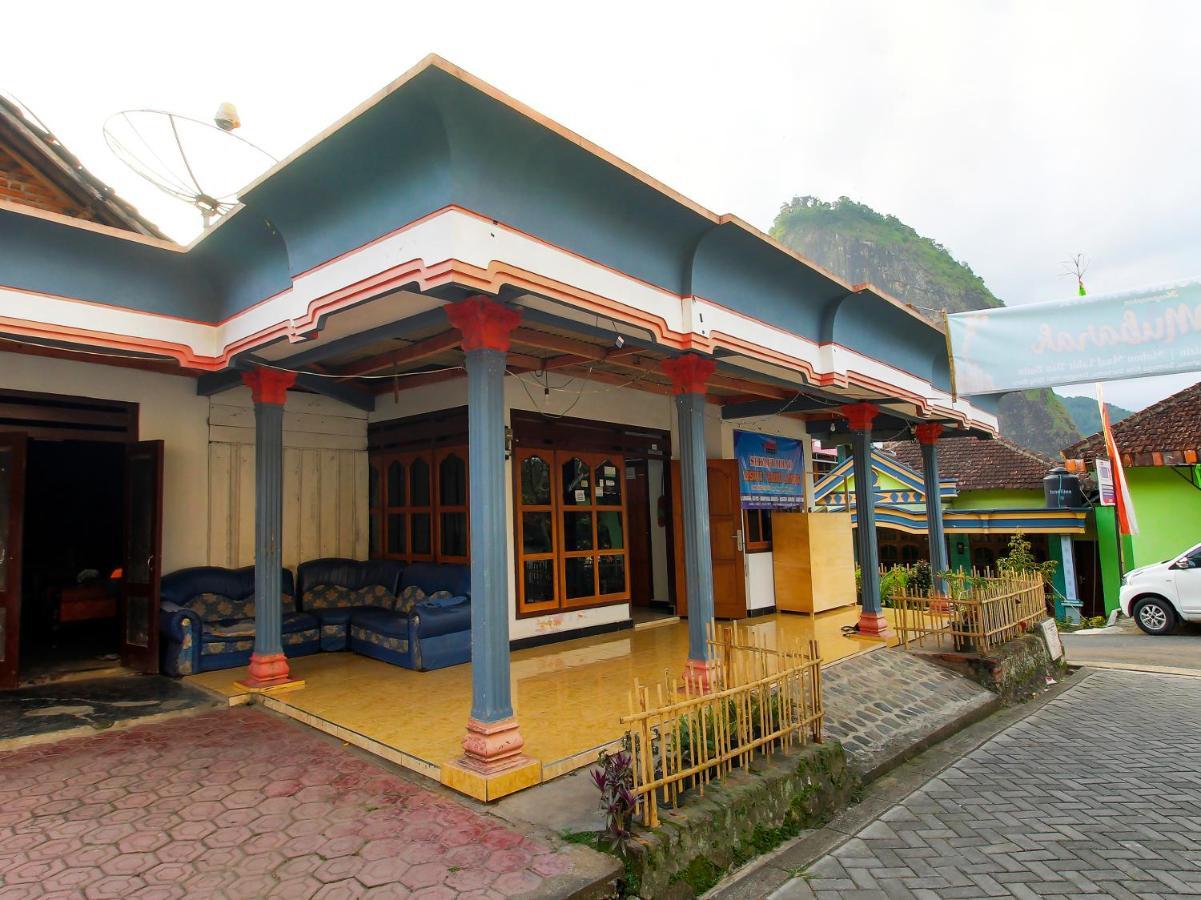 Oyo Homes 91134 Desa Wisata Tebing Lingga Trenggalek ภายนอก รูปภาพ